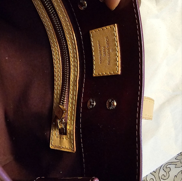 LV PM Patent Leather Monogram Vernis - Picture 4 of 8